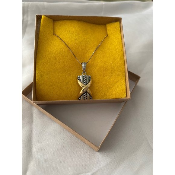 Vintage 2-Tone Criss Cross Pendant on Serpentine Gold Tone Chain Necklace - Picture 10 of 10